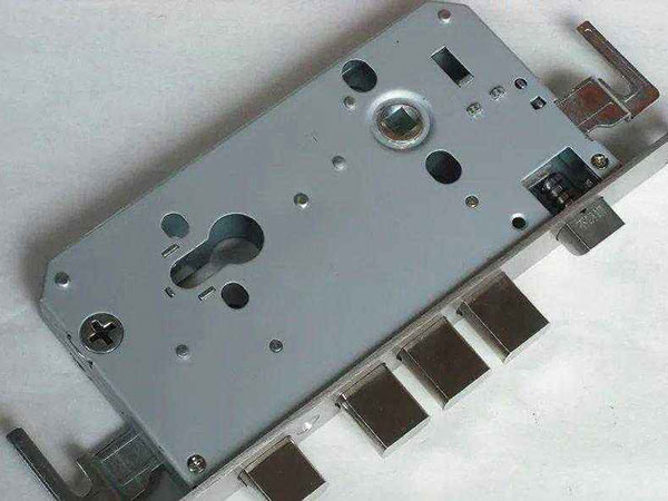 淮安24小时上门开锁公司